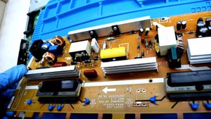 Ремонт телевизора SAMSUNG LE32B530P7W