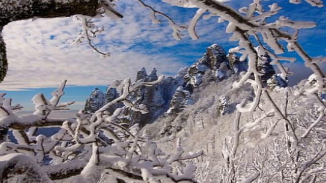 Вселенной прохожий - автор Рина Стоцкая исполняет Светлана Полыгалова смотреть онлайн