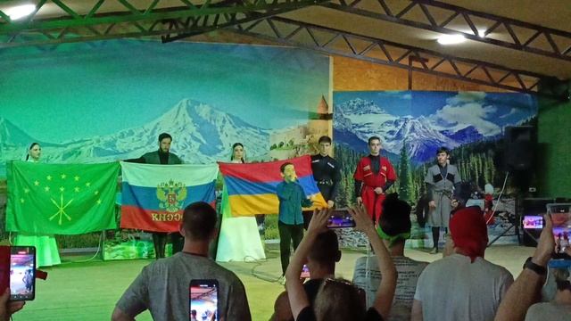 Красиво спел.mp4 смотреть онлайн