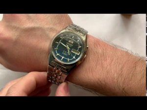 Видеообзор на винтажные стальные японские часы Orient Crystal Automatic 21 jewels 3 звезды 1980-х