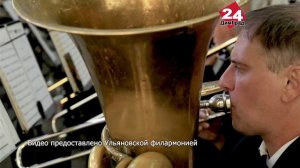 «Легко на сердце от песни веселой»