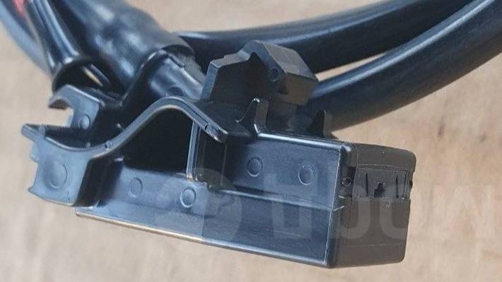 Снятие форсунки омывателя лобового стекла Lexus RX 200t RX 350 (Nozzle Replacement Instructions) смотреть онлайн