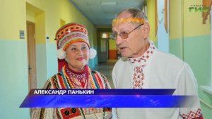 Сохраняя культуру: супруги Панькины пришли на выборы в мордовских костюмах