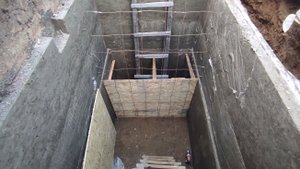 Канализация для Частного дома своими руками! Перегородка.