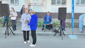 Торжественный запуск благоустроенных дворов