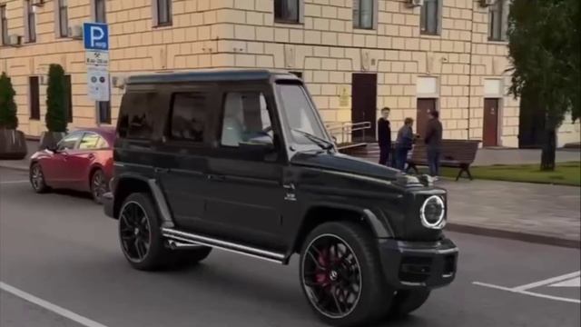 мини-Гелендваген ездит по Москве #shorts