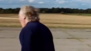 Ожидание загрузки видео...