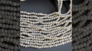 Жемчуг речной белый мелкий 1А плосковатый фри-форм 3,5-3,8х2-2,8 мм с щербинками