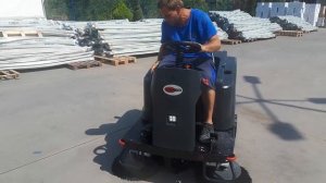 Подметальная машина Viper ROS 1300