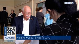 Заместитель председателя ЗСК Николай Петропавловский отдал свой голос на выборах