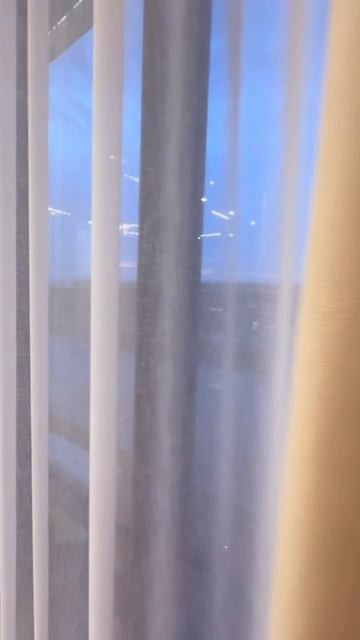 Портьеры на панорамные окна с простенком