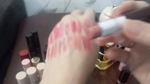 Мои помады. Инвентаризация. Их немного.