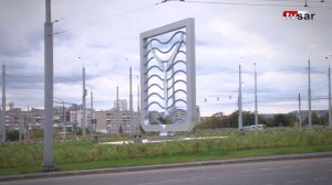 Славянская площадь в Саратове. Труд и сорняки
