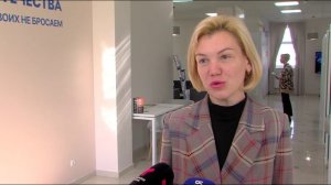 Родным погибших тюменских бойцов передали памятные шевроны