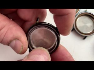 Александр Бродниковский-музейные корпуса и часы Ракета с уникальным радужным покрытием ПЧЗ