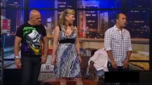 Liya Bespalova cortando la inspiración a Radamés uno de los tres queridos padrinos