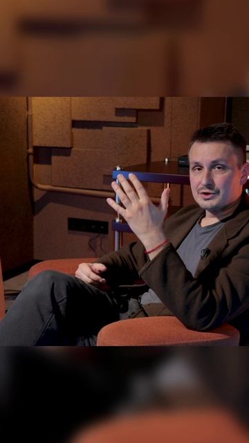 Meridian DSP5200 Обзор уже на канале смотреть онлайн