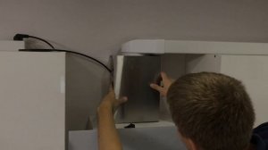 Монтаж вытяжки на кухне