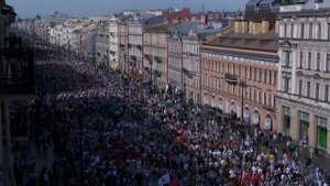 Более 70 тыс. человек приняли участие в крестном ходе в Санкт-Петербурге