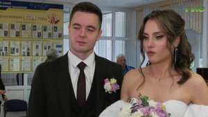 Будущее начинается сегодня: молодожены проголосовали в день своей свадьбы