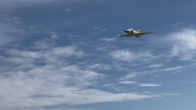 Испытание Р/У истребителя моего друга! №1