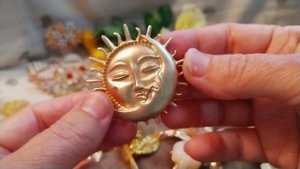 10. Брошки цвета осени. Оделась осень в золотой наряд.