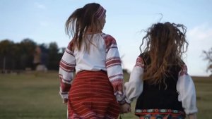 Налейте вино и дайте  закуски. Красивая песня!