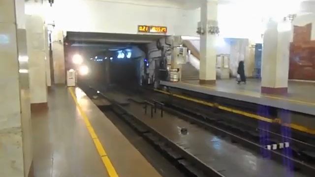 Нижегородское метро. Новогодняя поездка 31.12.2015 смотреть онлайн