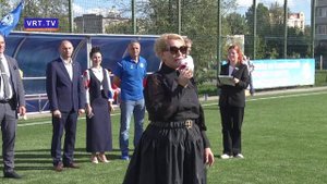 На футбольном поле «Восток» уложили новое покрытие