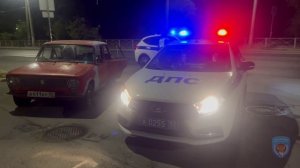 Госавтоинспекция задержала водителя автомобиля ВАЗ, выехавшего на полосу встречного движения