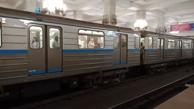 Нижегородское метро. Сормовские перегонки и "Максим Горький" на станции "Московская" смотреть онлайн