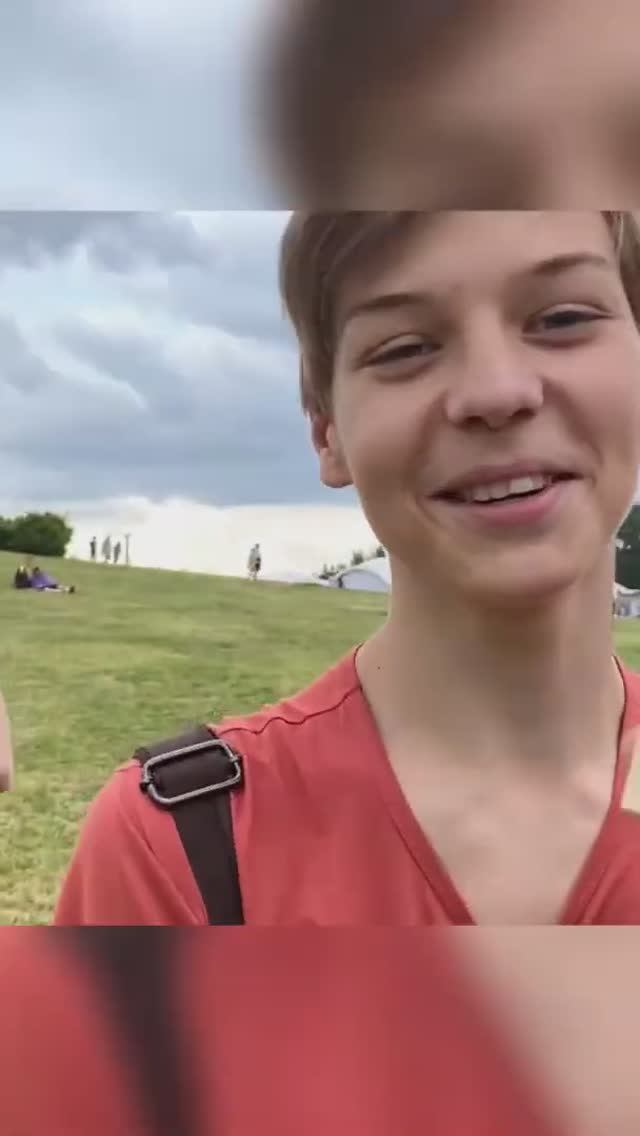 Я Поехал На Вк Фест смотреть онлайн