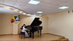 Асият Азизова