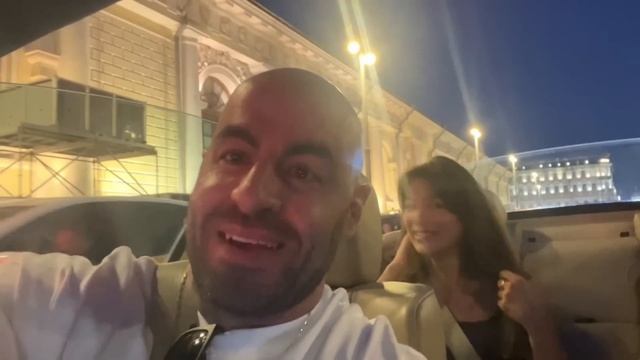 МОСКВА ЛЕТНИЕ НОЧИ 2025 | Бар у бассейна, закатная поездка и атмосфера города смотреть онлайн