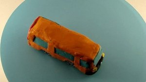 АВТОБУС ИЗ ПЛАСТИЛИНА