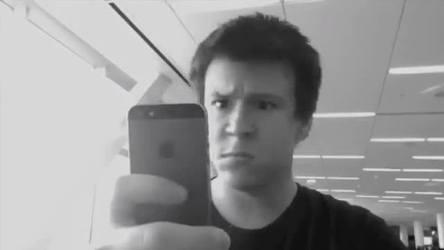 Блогер