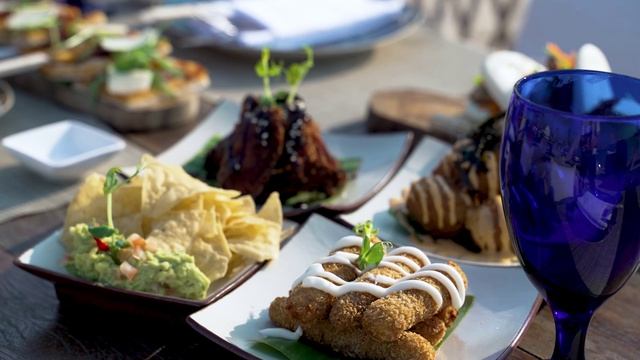 Radisson Blu Hotel & Resort Abu Dhabi Corniche смотреть онлайн