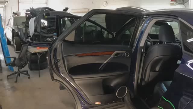 Как снять обшивку задней двери и дверную ручку Lexus RX 200t how to take the back door trim panel смотреть онлайн