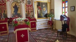 Я приложила к месту обретения Главы Иоанна Крестителя палантины для вас