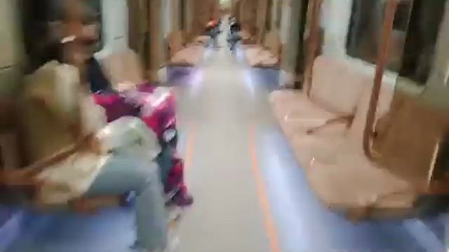 Московское метро. Поезд "Москва 2020" со звуковым портретом "Номерного" смотреть онлайн