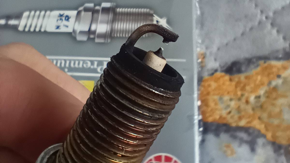 Замена свечей зажигания Lexus RX200t, RX300, NX200t, двигатель 8ar-fts 2016-2022 смотреть онлайн