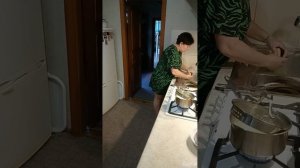 Готовлю ужин 😊 Приятного вечера 💋