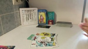 Таро / РАСКЛАД на 3 варианта МЫСЛИ о вас загаданного мужчины ⁉️🔆