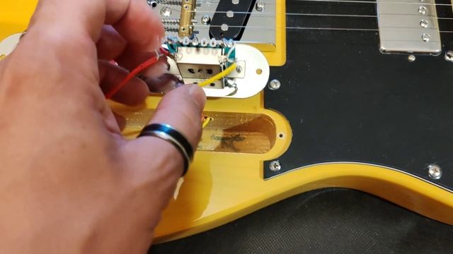 Что делать если звукосниматели на гитаре работают задом наперёд смотреть онлайн