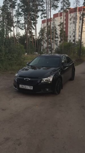 Видеообзор автомобиля Chevrolet Cruze 2011 года выпуска.