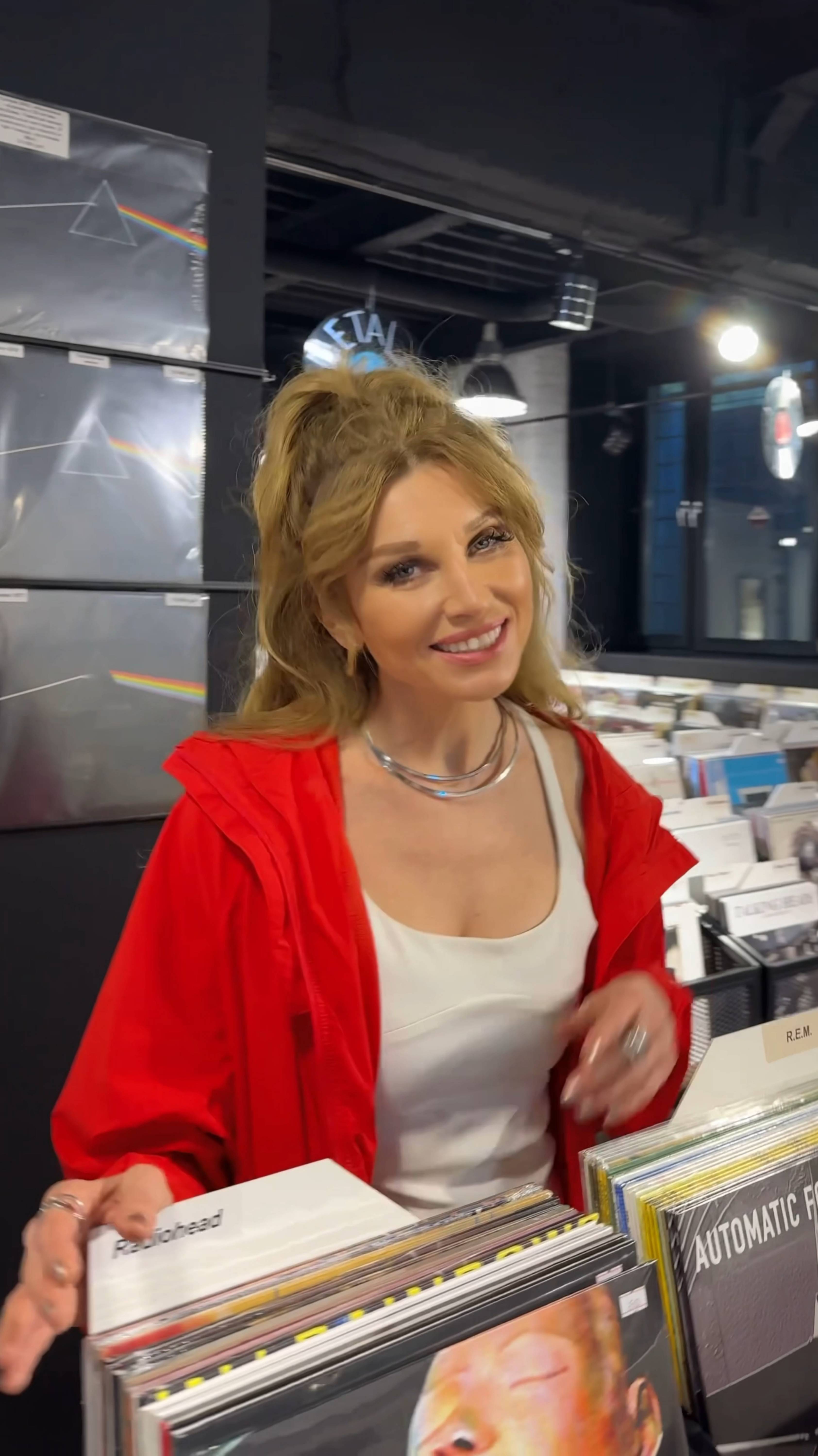 Песня-легенда вернулась! смотреть онлайн