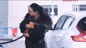 Да где же он... Где?