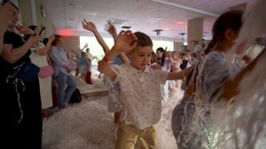 Выпускной Бумажная дискотека