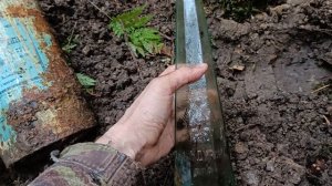 Нашлась огромная парфюмерная бутылка Остроумов.