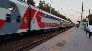 ЭП2К-379 с поездом 032У "Оренбуржье"